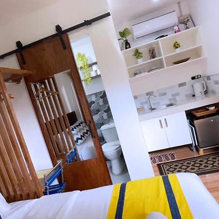 Mactan Hostel Lapu-Lapu City Exterior photo