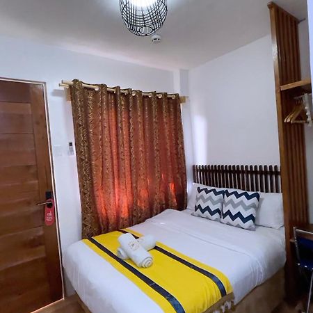 Mactan Hostel Lapu-Lapu City Exterior photo