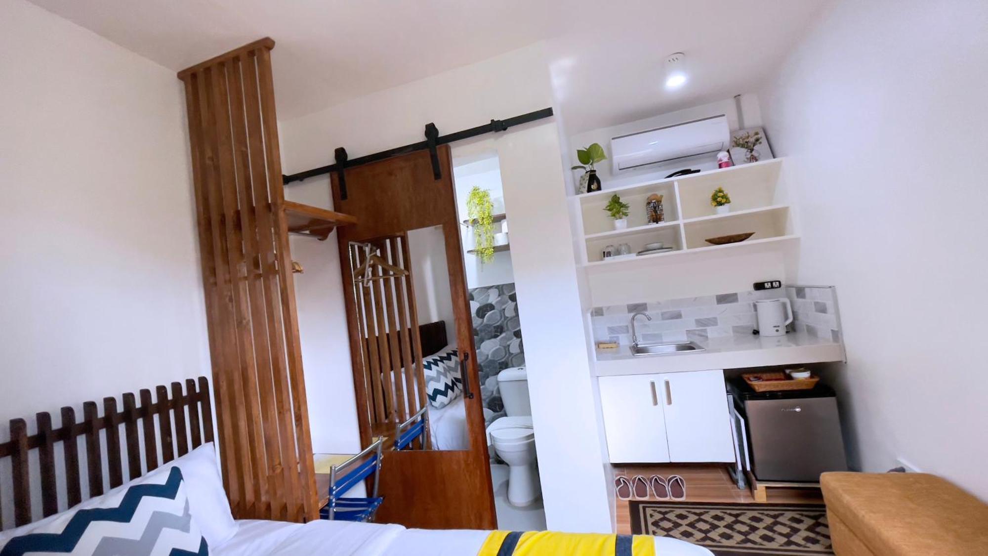 Mactan Hostel Lapu-Lapu City Exterior photo